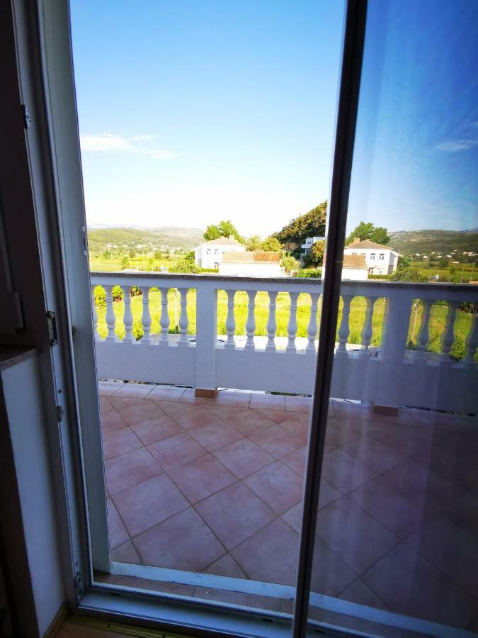 Apartmani Franciska Rab Town Exterior foto